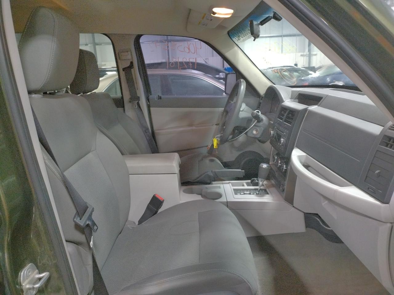 Photo 5 from auction – 2008 JEEP LIBERTY SP with VIN 1J8GN28K78W273259