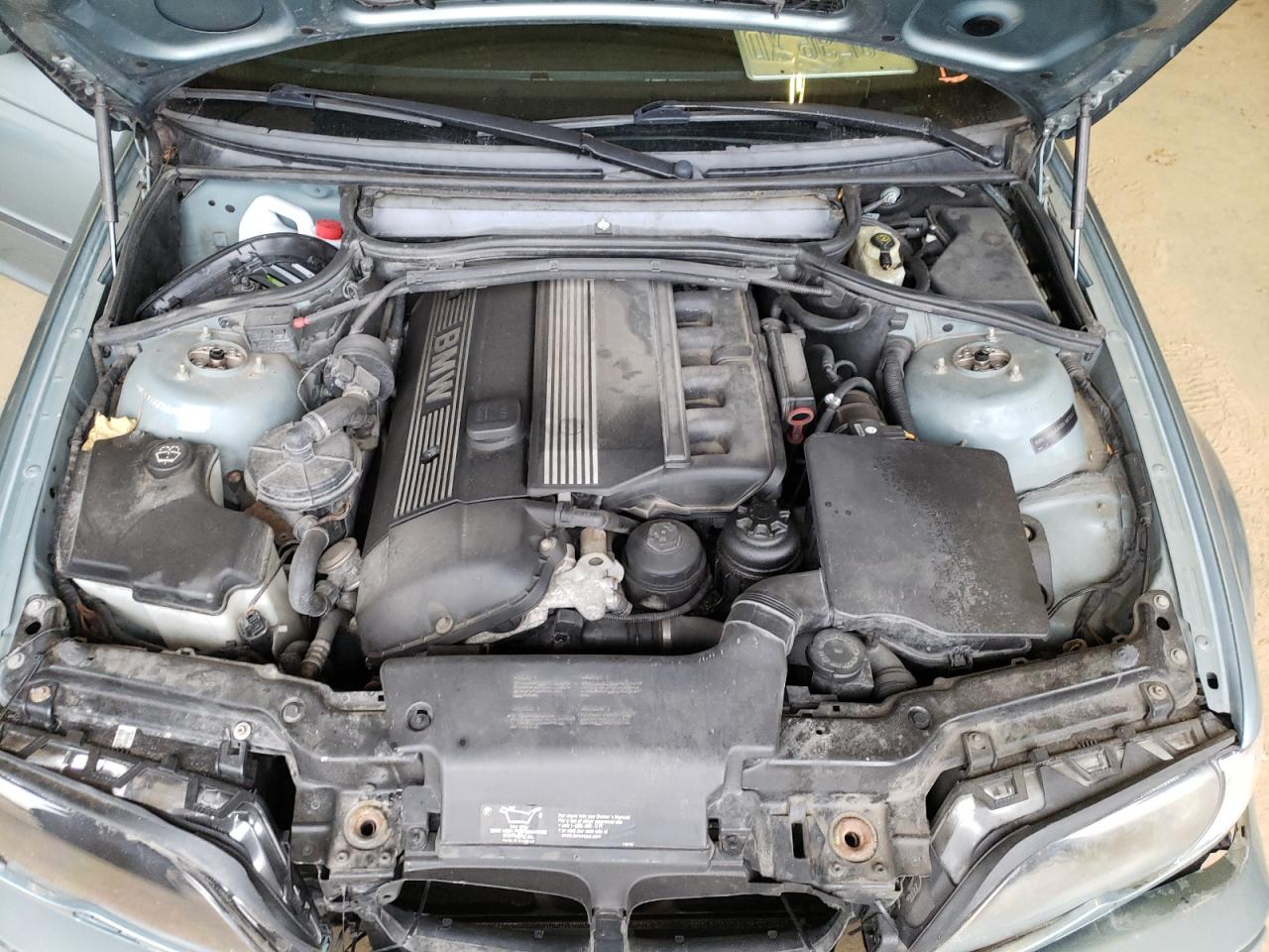 Photo 7 from auction – 2003 BMW 325 I with VIN WBAEV33473KL61108