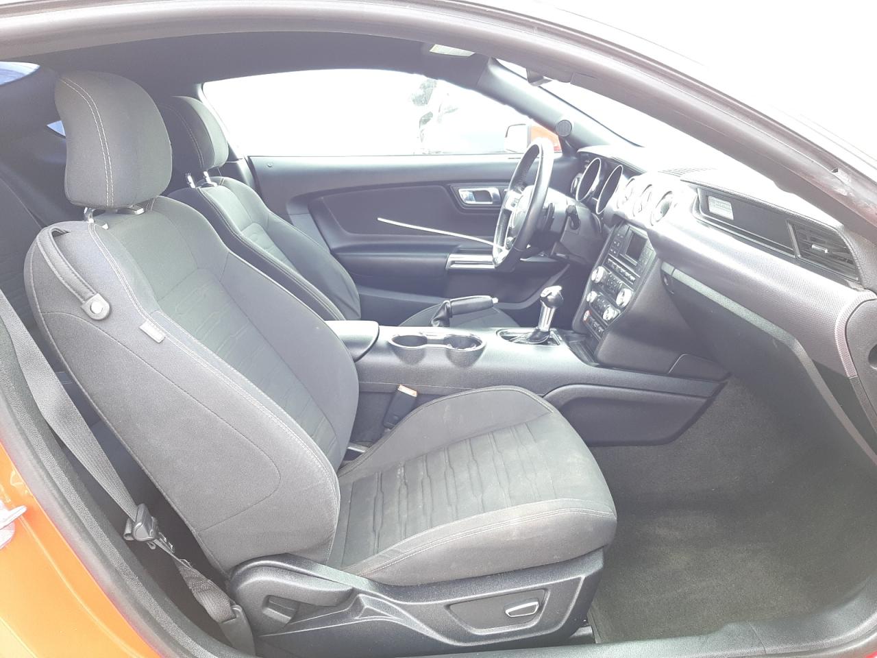 Photo 5 from auction – 2016 FORD MUSTANG GT with VIN 1FA6P8CF1G5202823