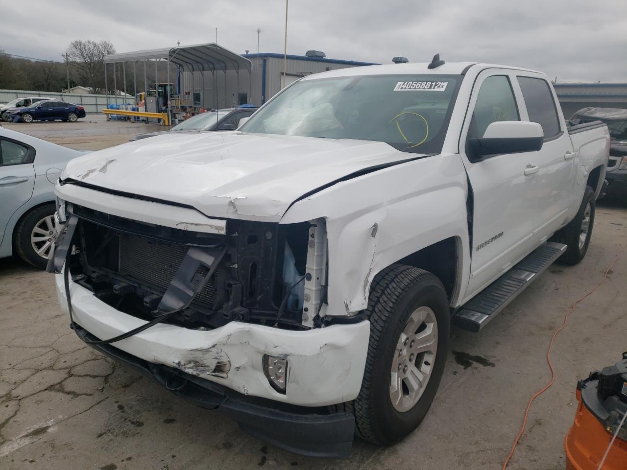 Photo 2 from auction – 2016 CHEVROLET SILVERADO with VIN 3GCUKREC0GG306267