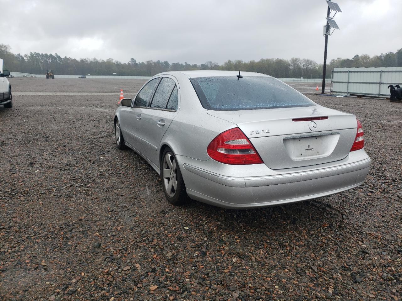 Photo 3 from auction – 2005 MERCEDES-BENZ E 500 with VIN WDBUF70J45A630184