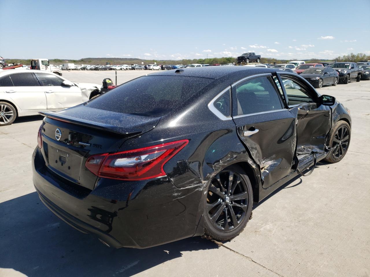 Photo 4 from auction – 2018 NISSAN ALTIMA 2.5 with VIN 1N4AL3AP3JC476743