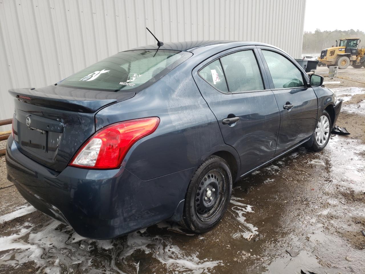 Photo 4 from auction – 2017 NISSAN VERSA S with VIN 3N1CN7AP3HL832534