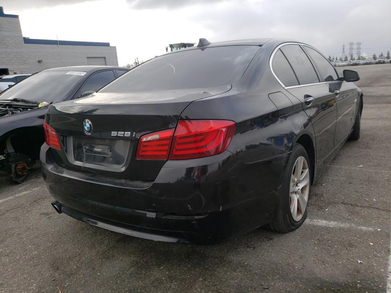 Photo 4 from auction – 2013 BMW 528 I with VIN WBAXG5C58DDY34687