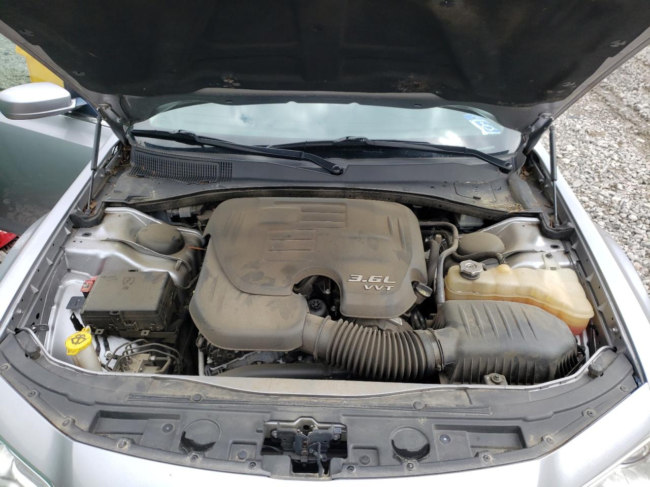 Foto 7 de la subasta – 2016 CHRYSLER 300 LIMITE con VIN 2C3CCAAG4GH156896