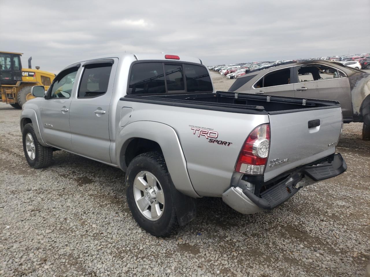 Photo 3 from auction – 2010 TOYOTA TACOMA DOU with VIN 3TMLU4EN3AM050161