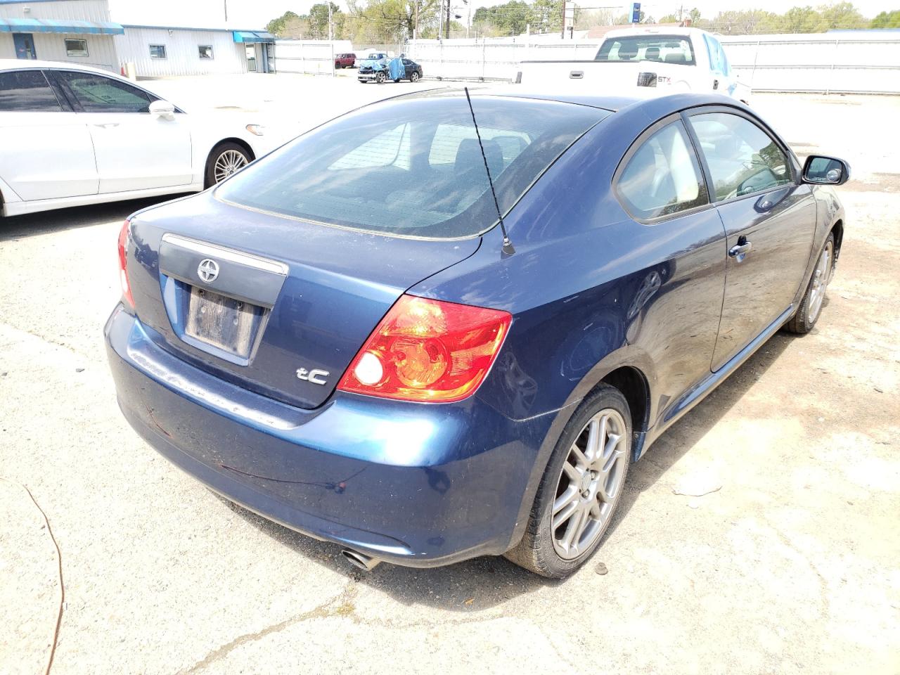 Photo 4 from auction – 2005 SCION TC with VIN JTKDE177750051345