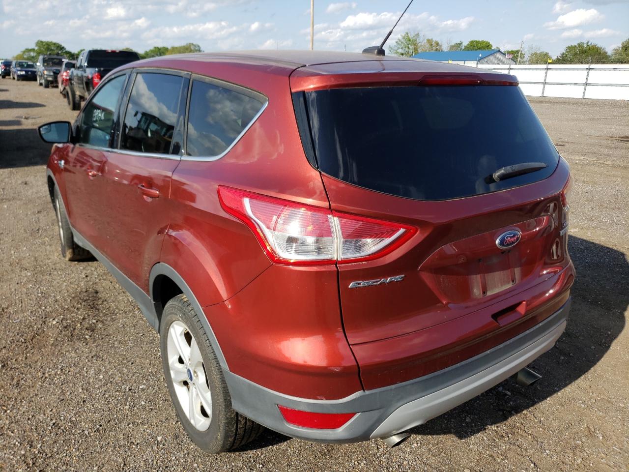 Photo 3 from auction – 2014 FORD ESCAPE SE with VIN 1FMCU0GX8EUD32686