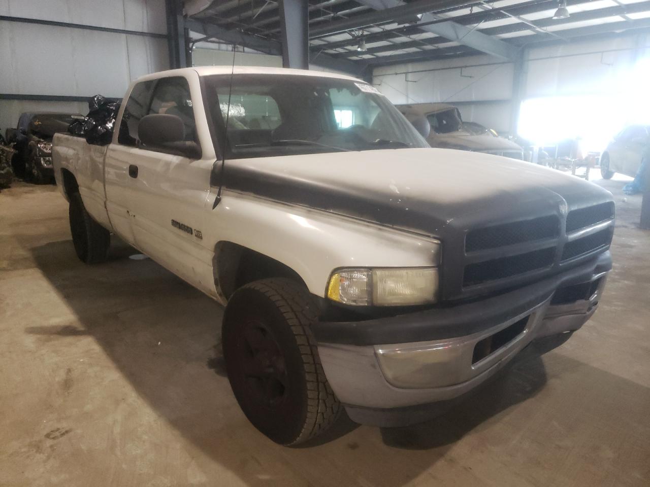 DODGE RAM 1500 1998 with VIN 3B7HF13Y3WG150536 - Photo from auction
