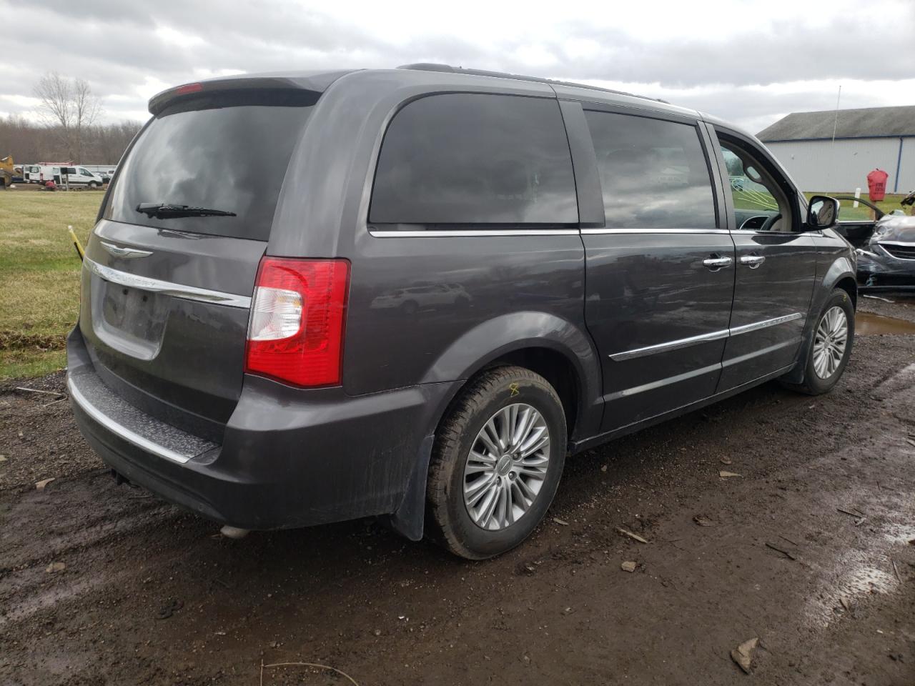 Zdjęcie 4 z aukcji – 2016 CHRYSLER TOWN & COU z VIN 2C4RC1CG2GR304086
