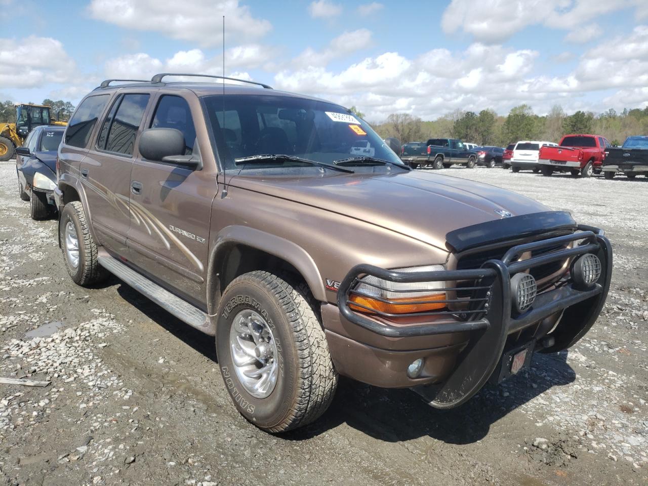 DODGE DURANGO 2000 with VIN 1B4HS28N1YF233044 - Photo from auction