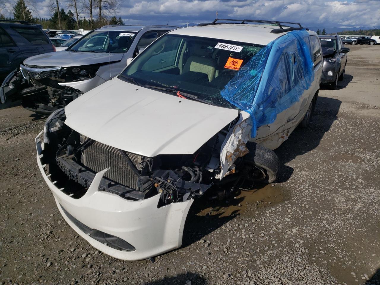 Photo 2 from auction – 2011 DODGE GRAND CARA with VIN 2D4RN3DG5BR680538