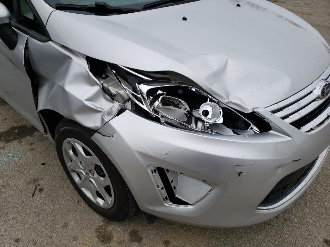 Photo 9 from auction – 2011 FORD FIESTA SE with VIN 3FADP4BJ3BM135084