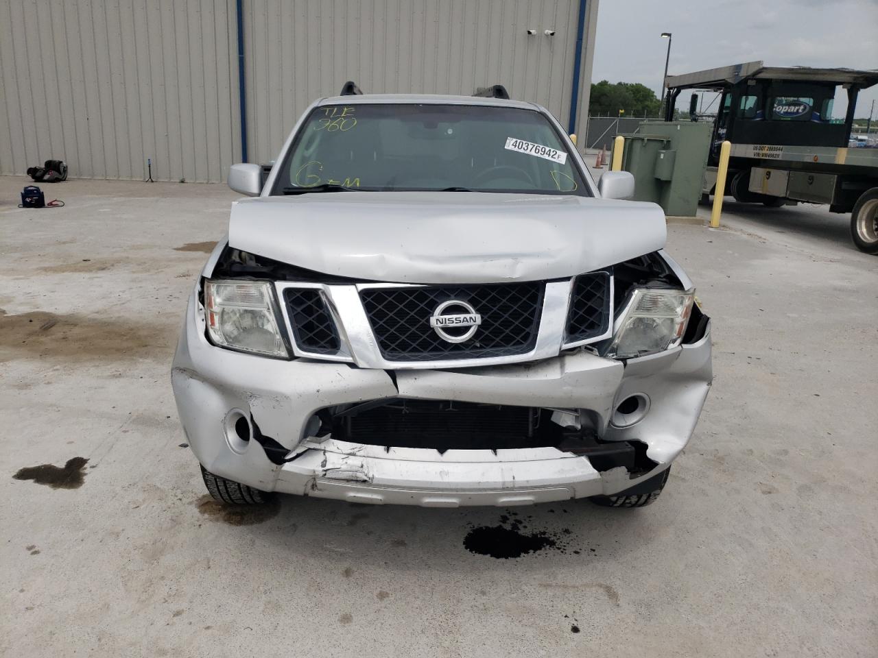 Photo 9 from auction – 2012 NISSAN PATHFINDER with VIN 5N1AR1NN0CC618020
