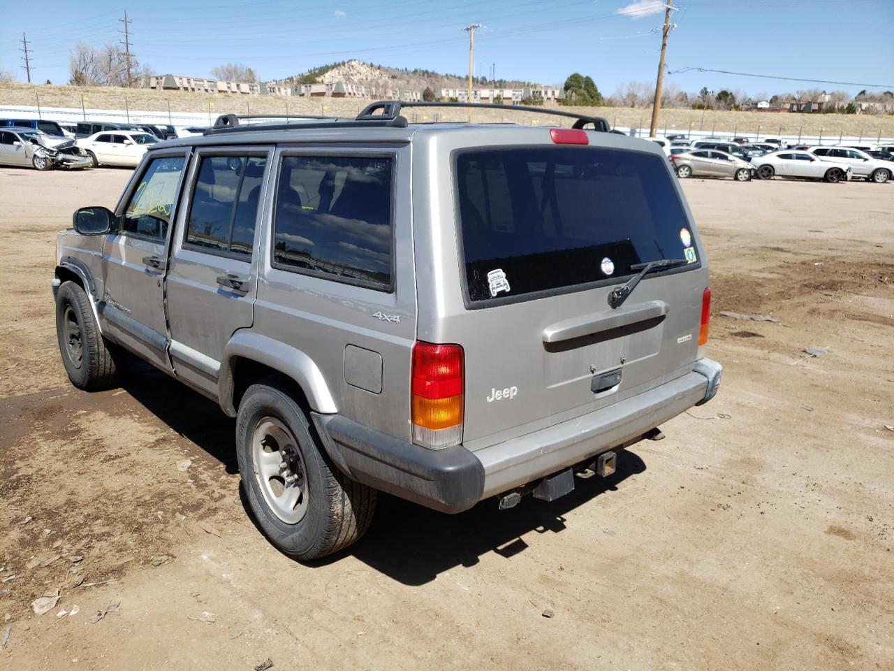 Photo 3 from auction – 2001 JEEP CHEROKEE S with VIN 1J4FF48S81L547548
