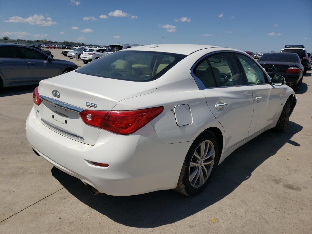 Photo 4 from auction – 2014 INFINITI Q50 BASE with VIN JN1BV7AR5EM692372