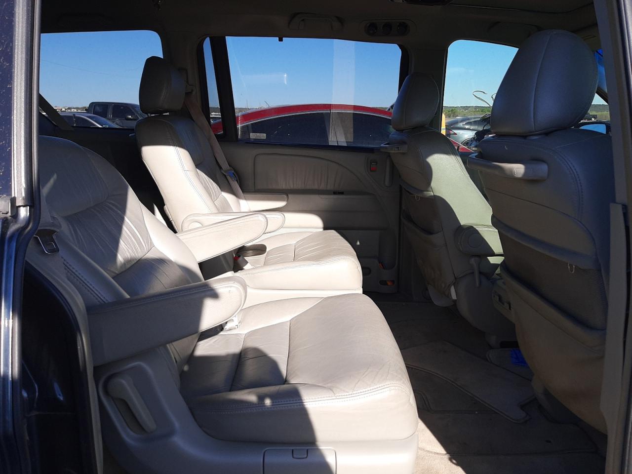 Photo 6 from auction – 2006 HONDA ODYSSEY EX with VIN 5FNRL38656B418346