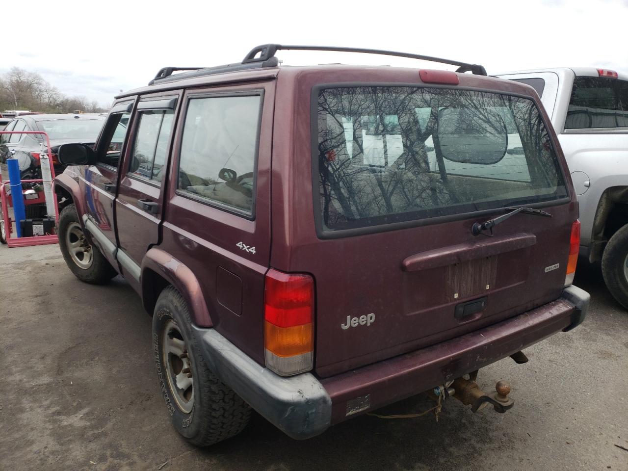 Photo 3 from auction – 2000 JEEP CHEROKEE S with VIN 1J4FF48S2YL231315