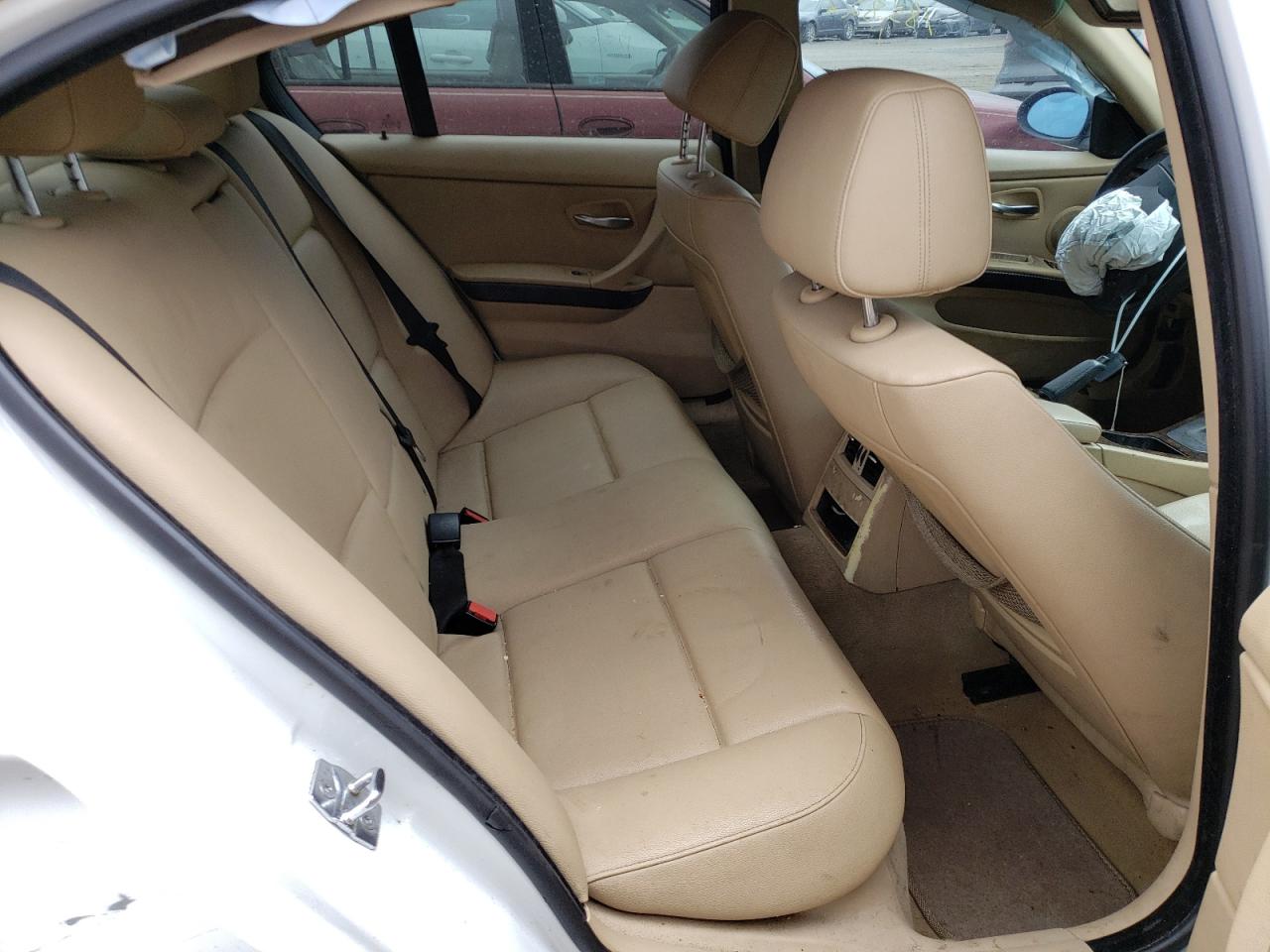 Photo 6 from auction – 2007 BMW 328 I with VIN WBAVA33527PG49151