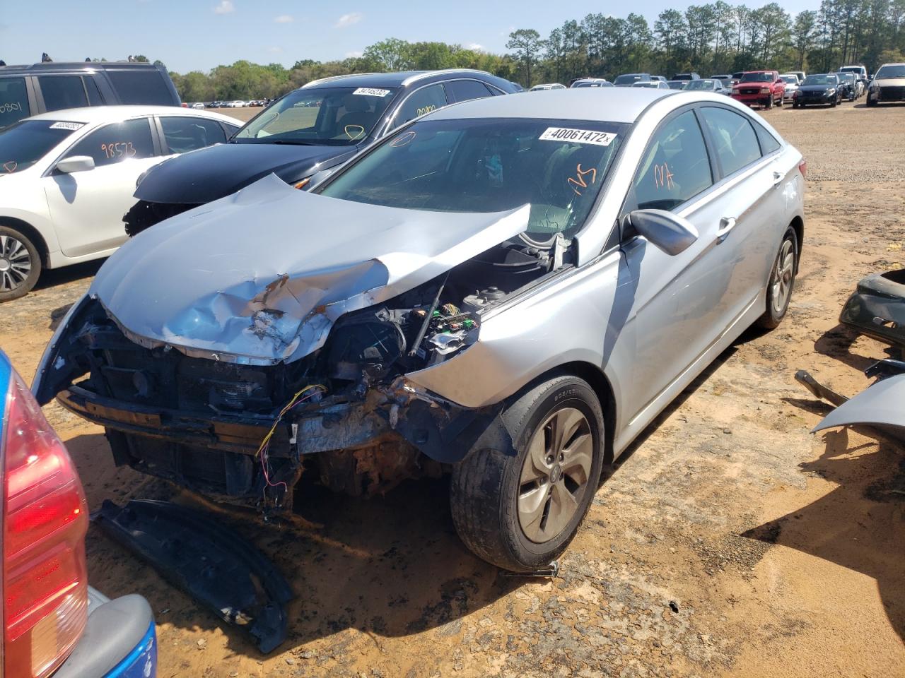 Photo 2 from auction – 2014 HYUNDAI SONATA GLS with VIN 5NPEB4AC8EH818196