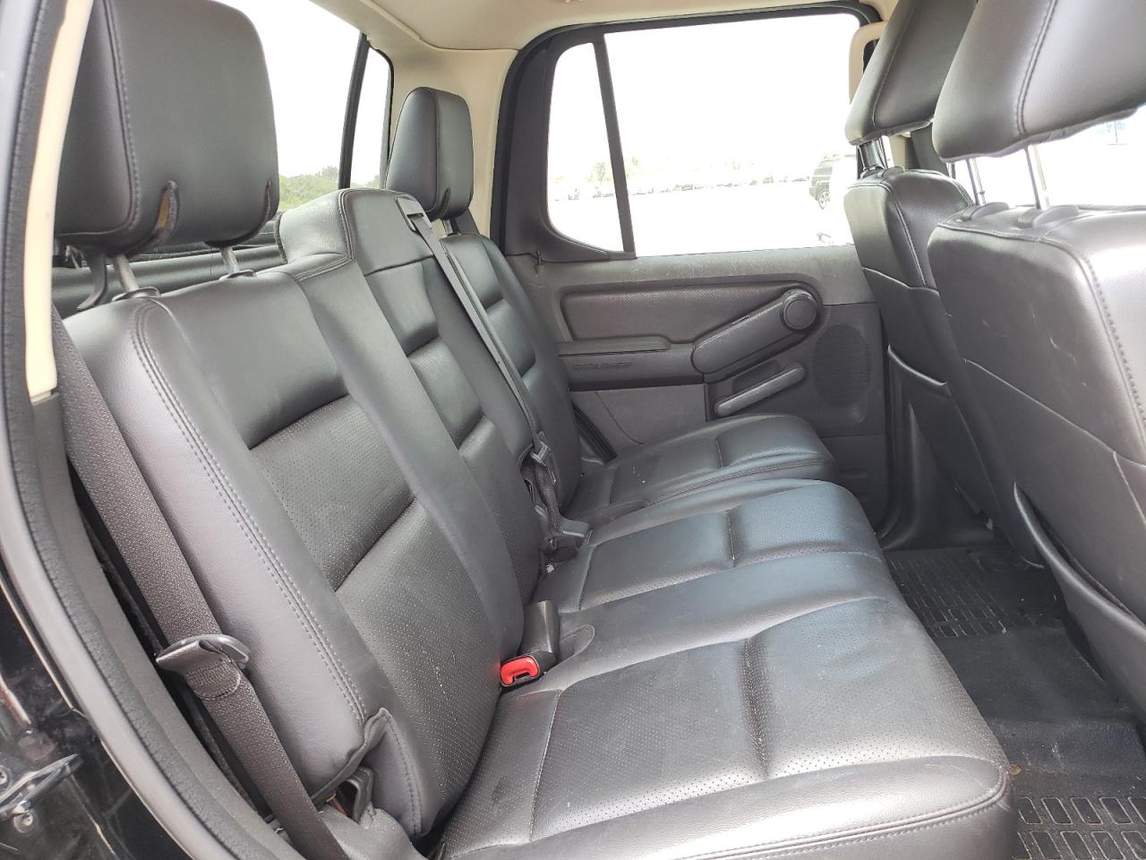 Photo 6 from auction – 2010 FORD EXPLORER S with VIN 1FMEU3D89AUF02989