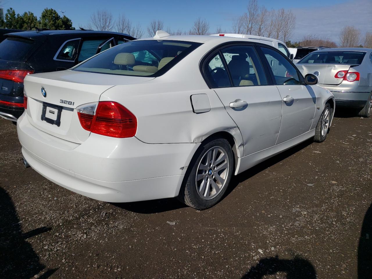 Photo 4 from auction – 2007 BMW 328 I with VIN WBAVA33557PG39326