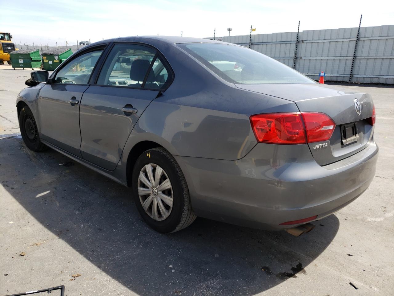 Photo 3 from auction – 2014 VOLKSWAGEN JETTA BASE with VIN 3VW2K7AJ0EM303865