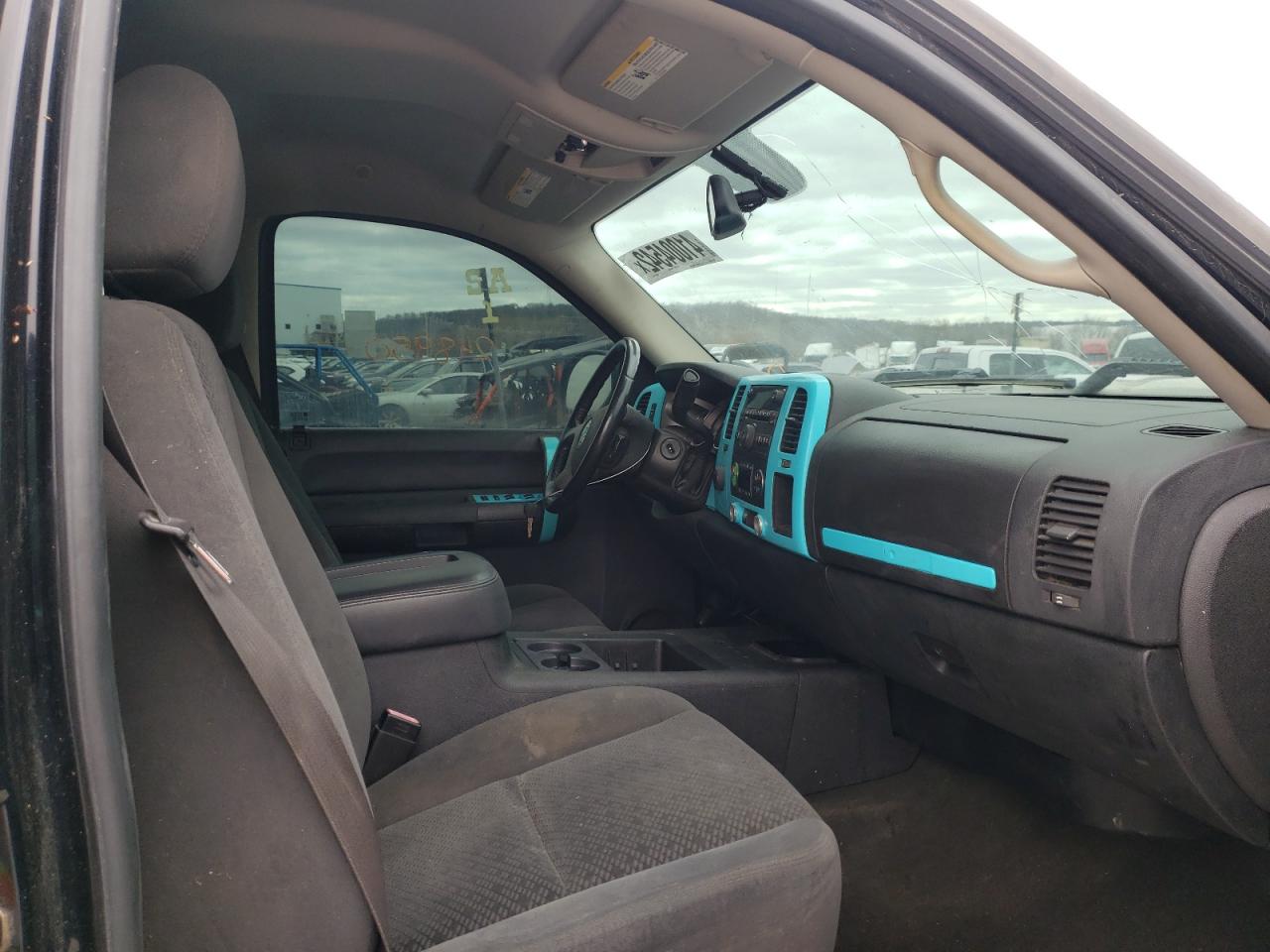 Photo 5 from auction – 2008 CHEVROLET SILVERADO with VIN 2GCEK13MX81191415