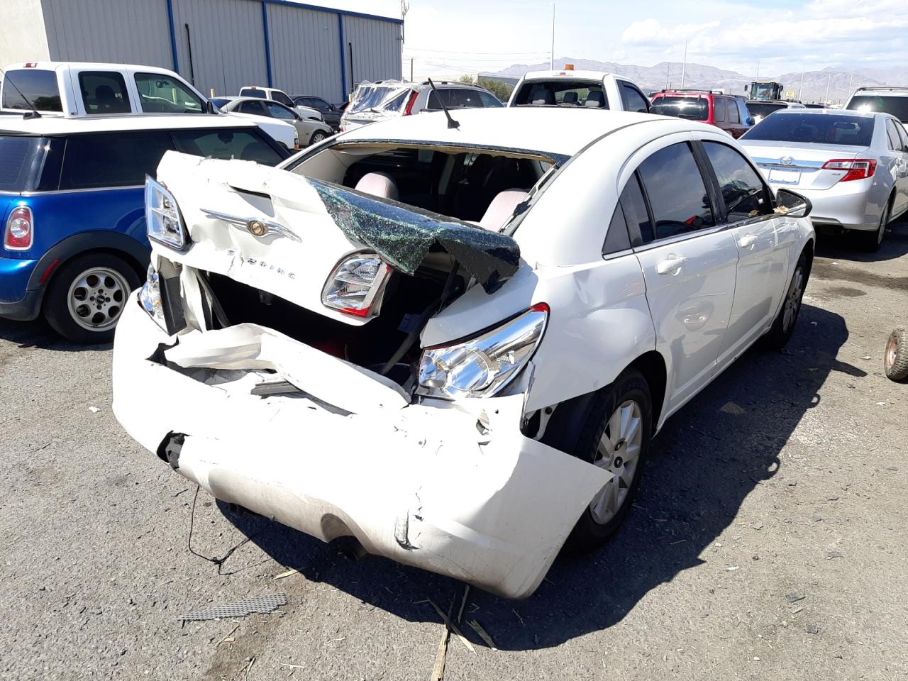 Photo 4 from auction – 2007 CHRYSLER SEBRING with VIN 1C3LC46K27N609659