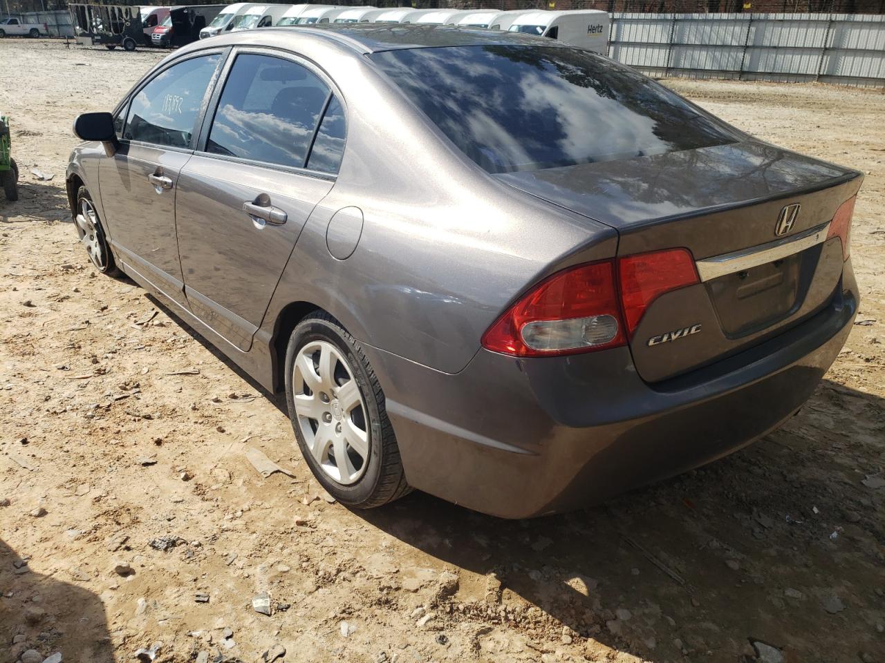 Photo 3 from auction – 2010 HONDA CIVIC LX with VIN 2HGFA1F52AH526239