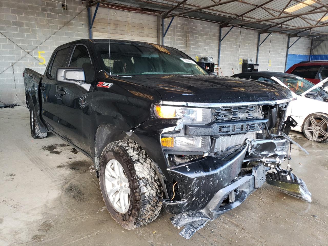 Photo 1 from auction – 2021 CHEVROLET SILVERADO with VIN 3GCUYAEFXMG414837