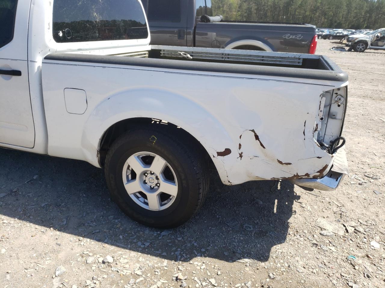 Photo 9 from auction – 2007 NISSAN FRONTIER C with VIN 1N6AD09U87C431433