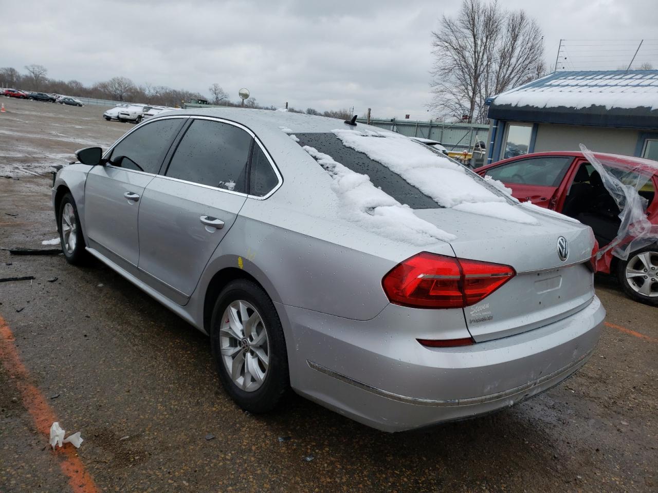 Photo 3 from auction – 2016 VOLKSWAGEN PASSAT S with VIN 1VWAS7A35GC041021