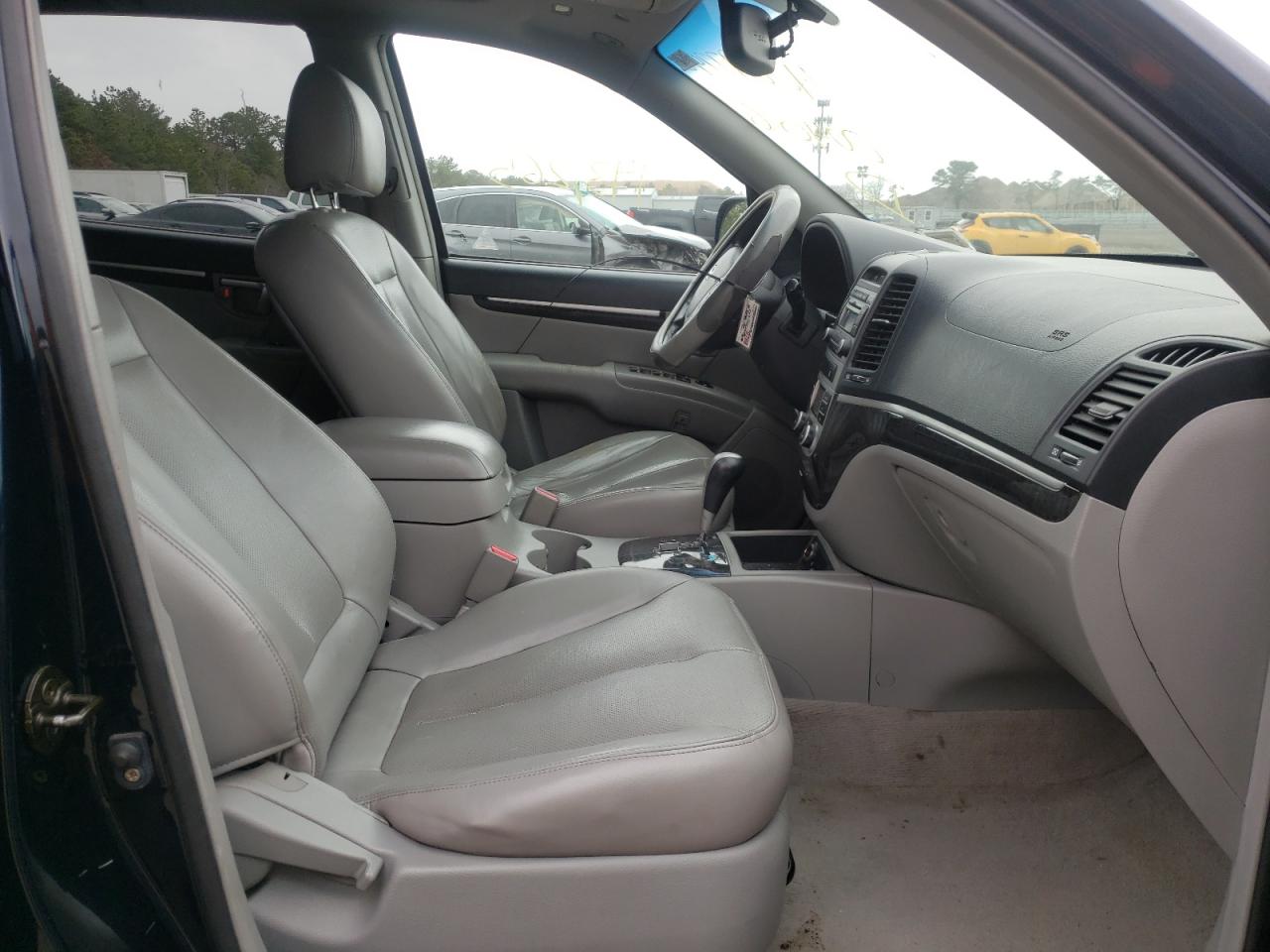 Photo 5 from auction – 2007 HYUNDAI SANTA FE S with VIN 5NMSH73E17H004036