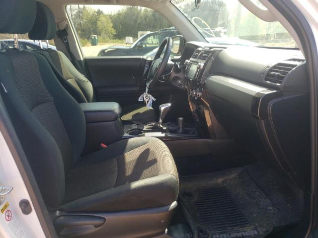 Photo 5 from auction – 2018 TOYOTA 4RUNNER SR with VIN JTEBU5JR8J5505081