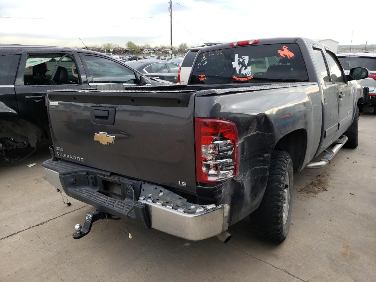 Photo 4 from auction – 2010 CHEVROLET SILVERADO with VIN 1GCSCREA7AZ112958
