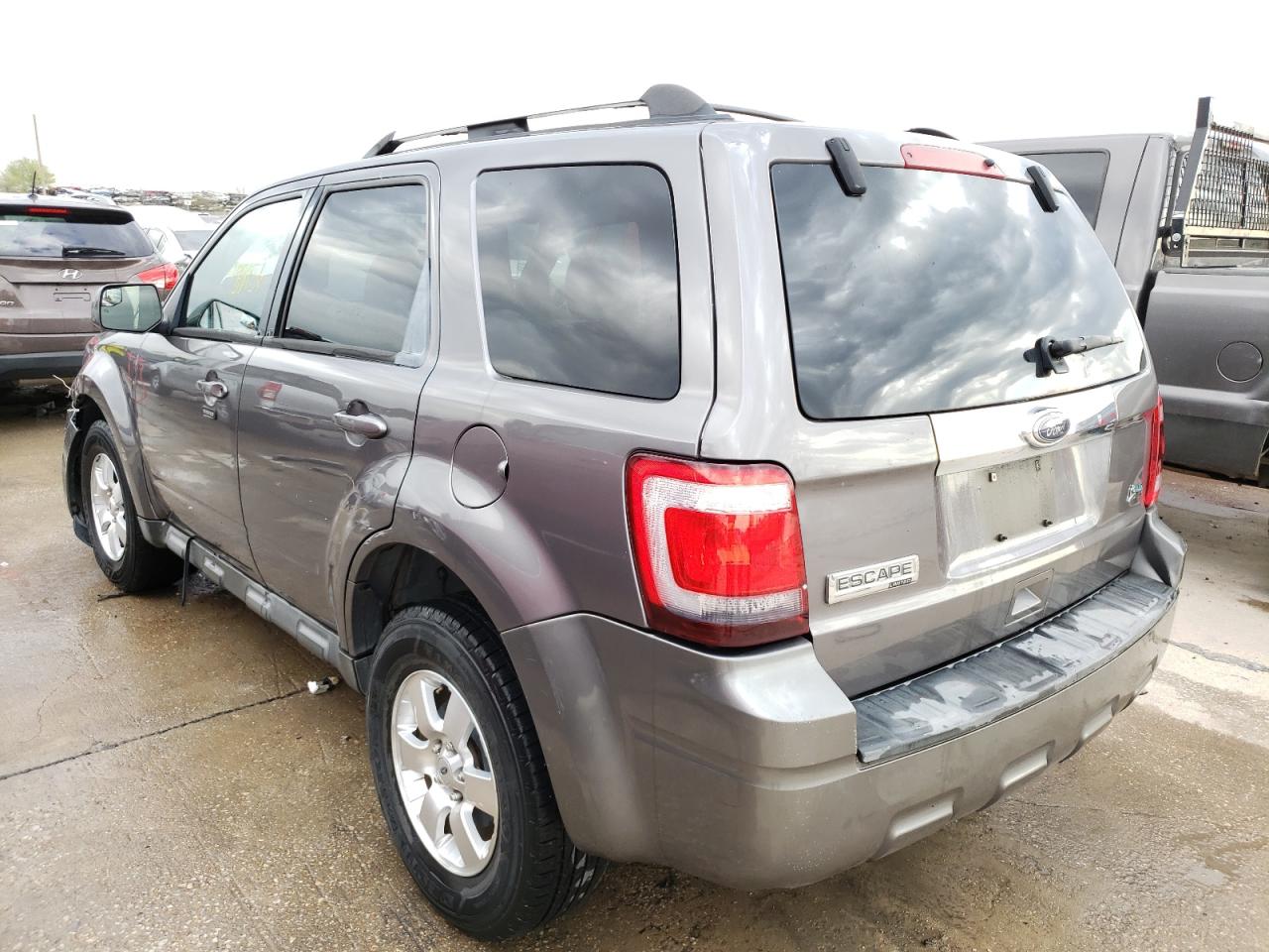 Photo 3 from auction – 2010 FORD ESCAPE LIM with VIN 1FMCU0EG2AKC05408