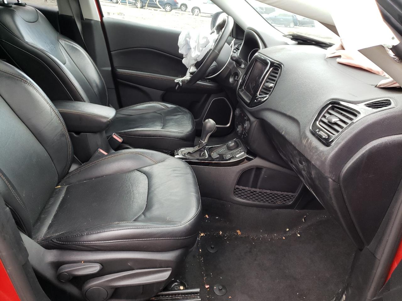 Photo 5 from auction – 2018 JEEP COMPASS LI with VIN 3C4NJDCB2JT144869
