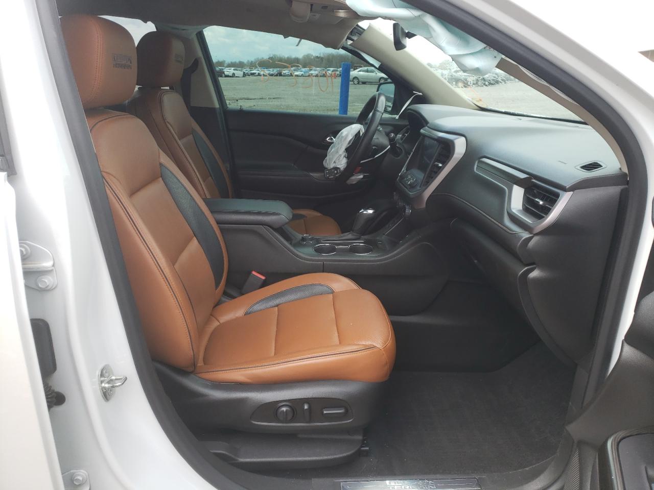 Photo 5 from auction – 2017 GMC ACADIA ALL with VIN 1GKKNVLS6HZ133507