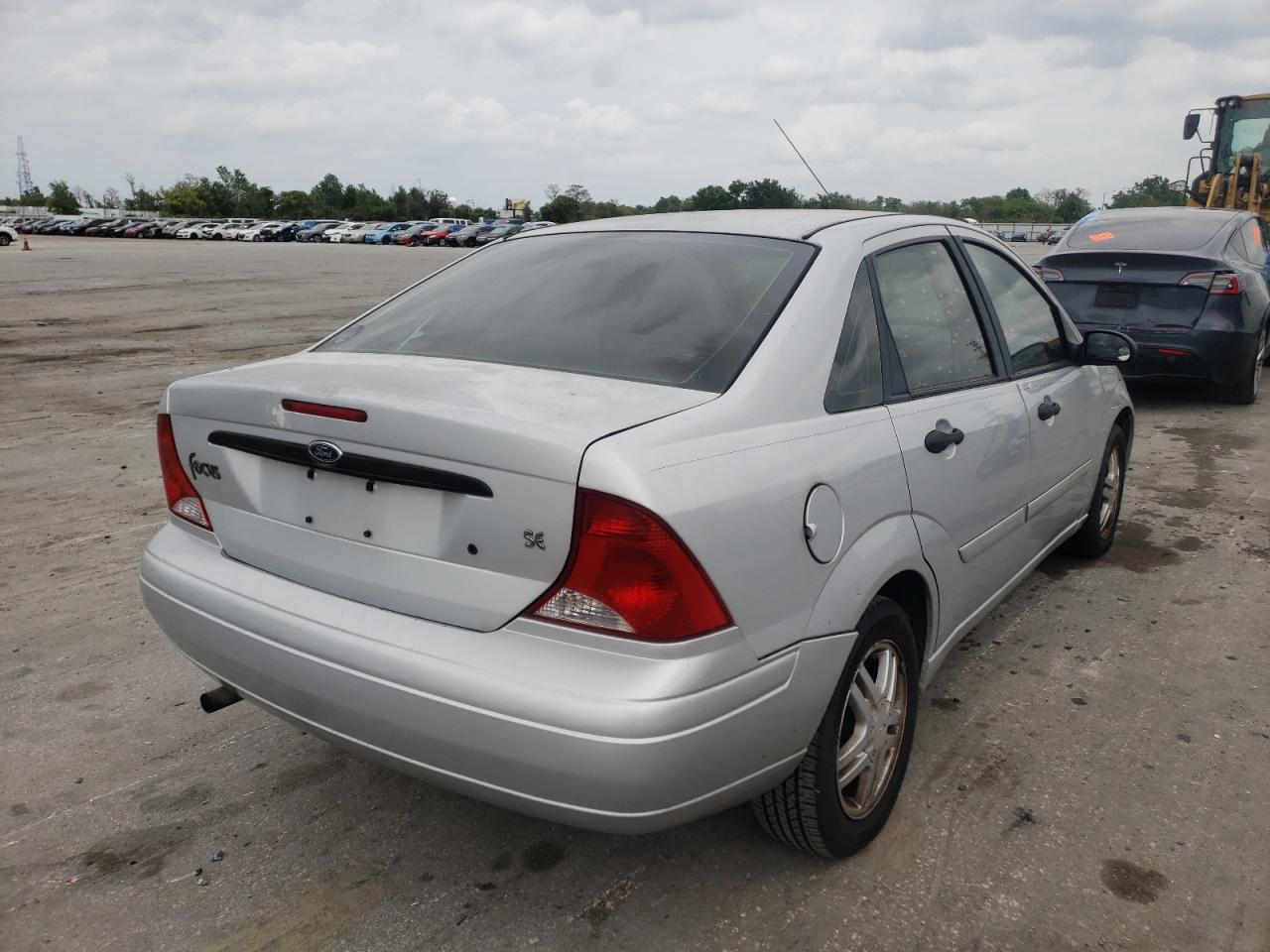 Photo 4 from auction – 2004 FORD FOCUS SE C with VIN 1FAFP34ZX4W139545