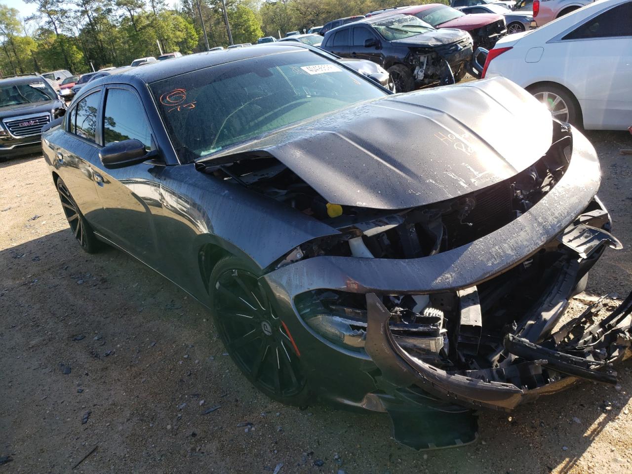 DODGE CHARGER SE 2015 con VIN 2C3CDXBG0FH856587 - Foto de la subasta