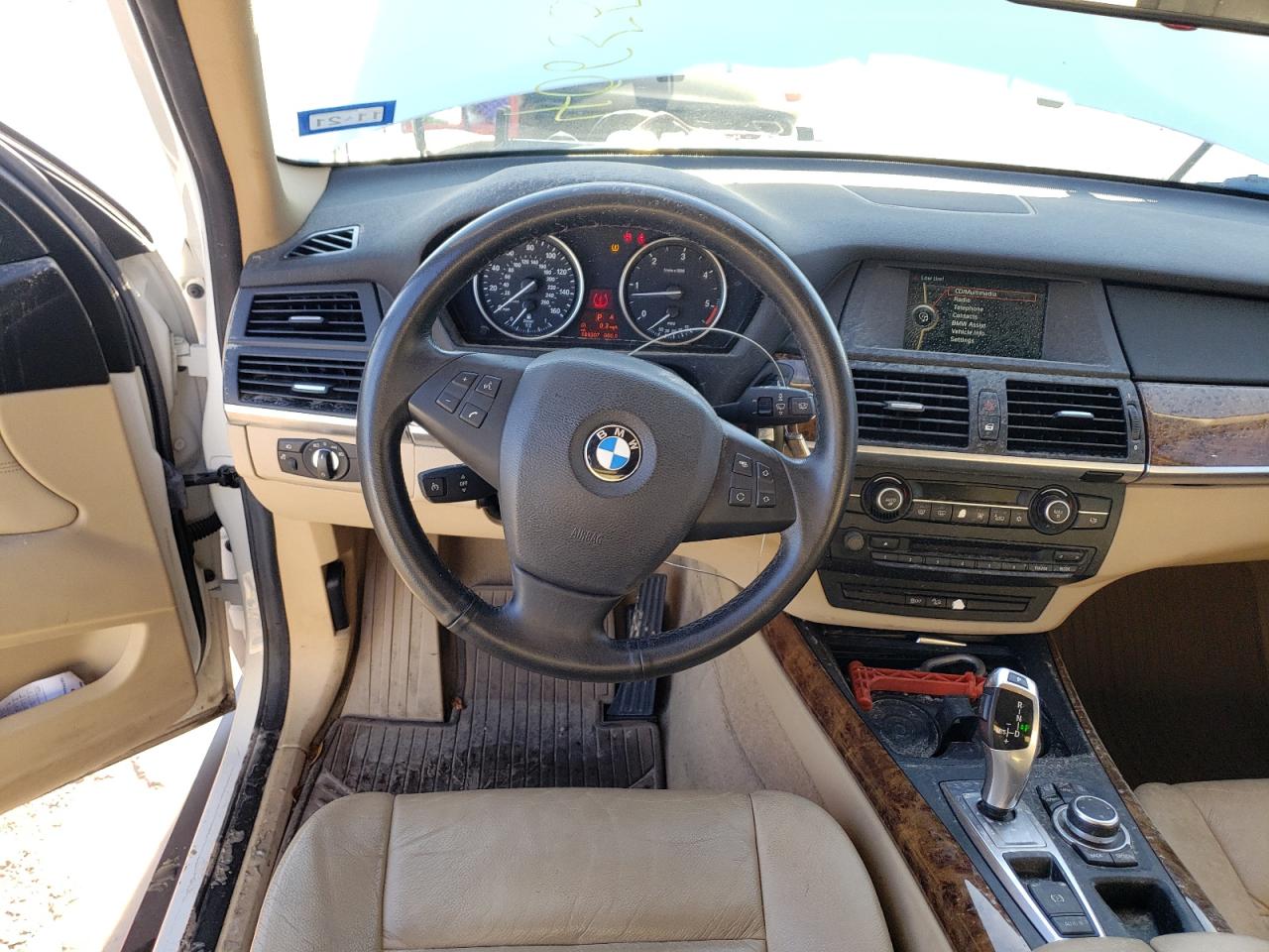 Photo 9 from auction – 2010 BMW X5 XDRIVE3 with VIN 5UXFF0C51ALJ99509