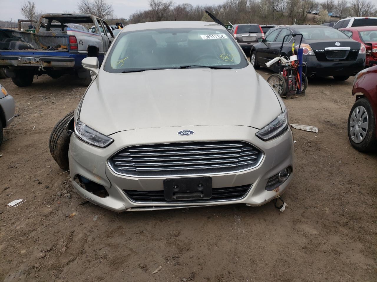 Photo 9 from auction – 2016 FORD FUSION SE with VIN 3FA6P0HDXGR184084