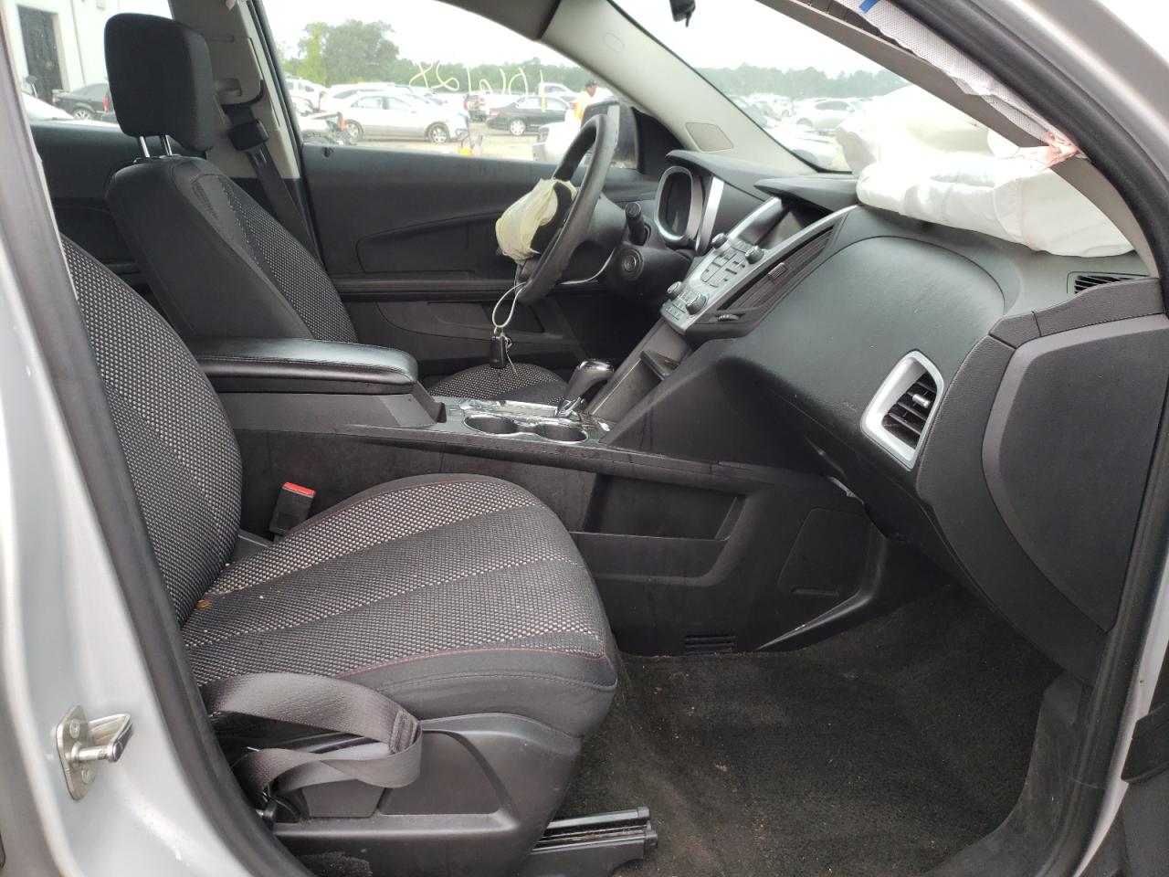 Photo 5 from auction – 2017 CHEVROLET EQUINOX LS with VIN 2GNFLEEK4H6350542