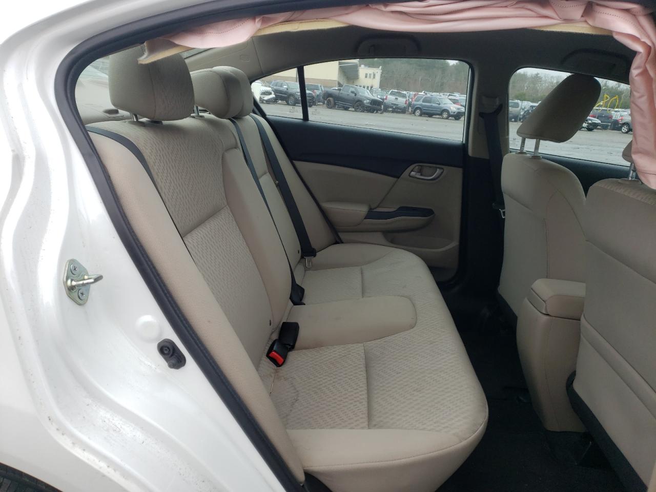 Photo 6 from auction – 2015 HONDA CIVIC SE with VIN 19XFB2F79FE224338
