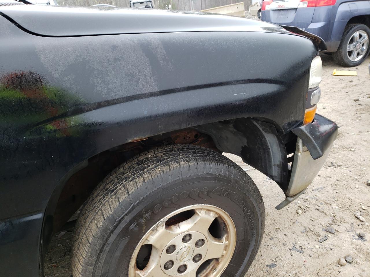 Photo 9 from auction – 2000 CHEVROLET SILVERADO with VIN 1GCEK19T4YE325414