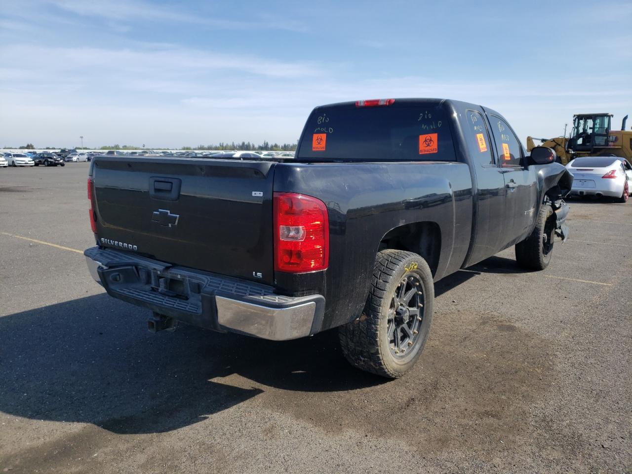 Photo 4 from auction – 2011 CHEVROLET SILVERADO with VIN 1GCRCREA2BZ408518
