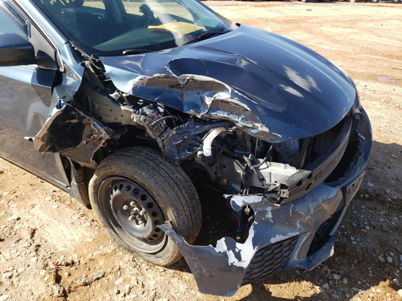 Photo 9 from auction – 2016 NISSAN SENTRA S with VIN 3N1AB7AP6GL683681