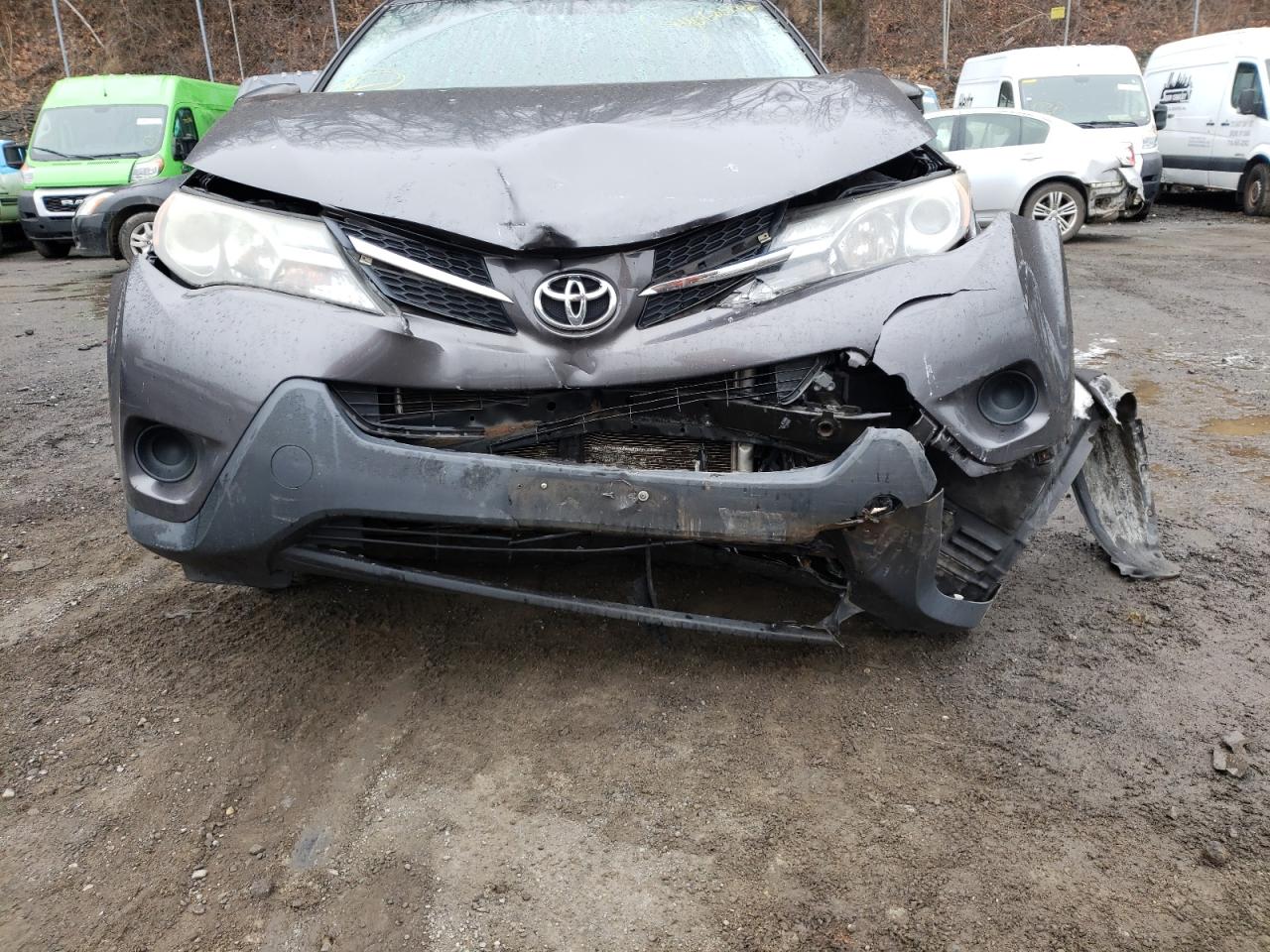 Photo 9 from auction – 2013 TOYOTA RAV4 LE with VIN 2T3BFREV8DW009238