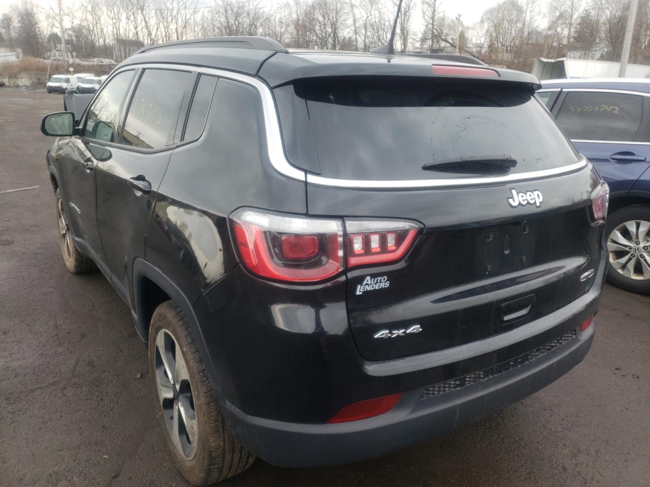 Photo 3 from auction – 2017 JEEP COMPASS LA with VIN 3C4NJDBB9HT657497
